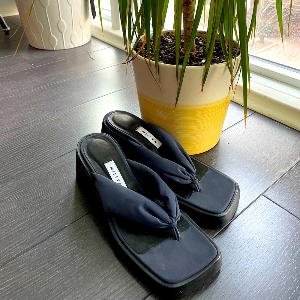 Miista April Sandals- Square Toe
